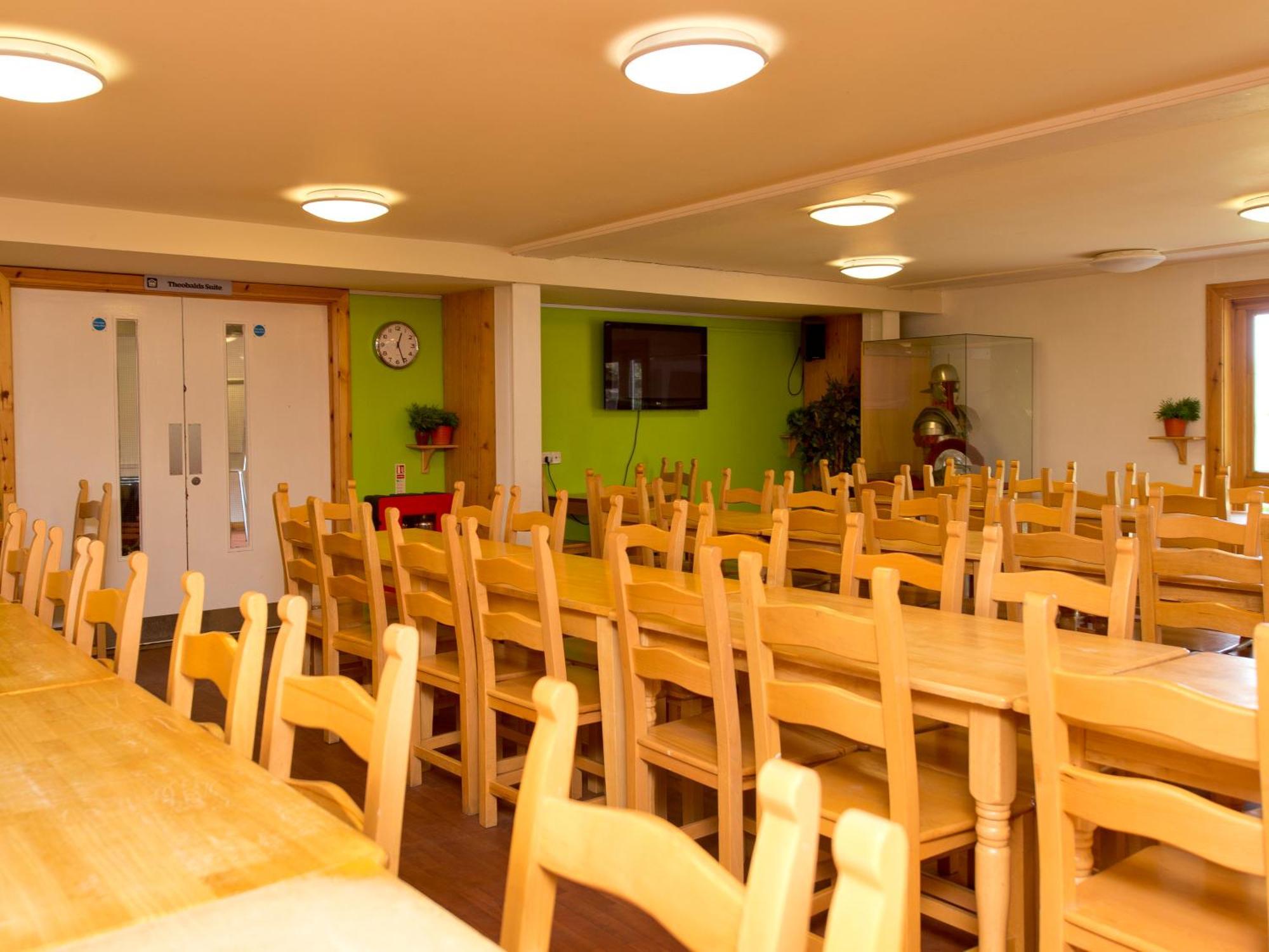 Yha London Lee Valley Cheshunt Exterior foto